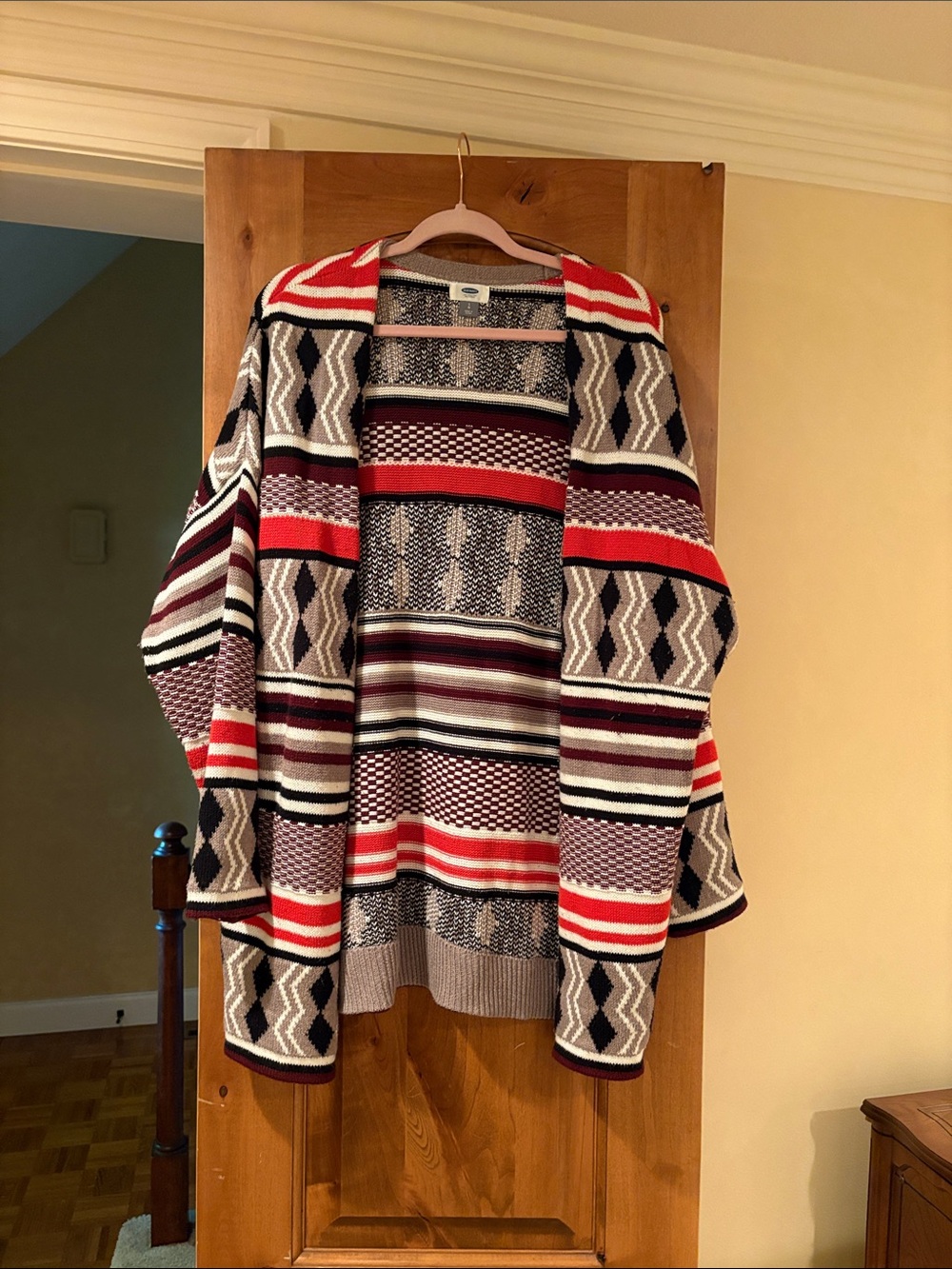 Old Navy Striped Geometric Open-Front Cardigan in Redish/orange, Black, Cream